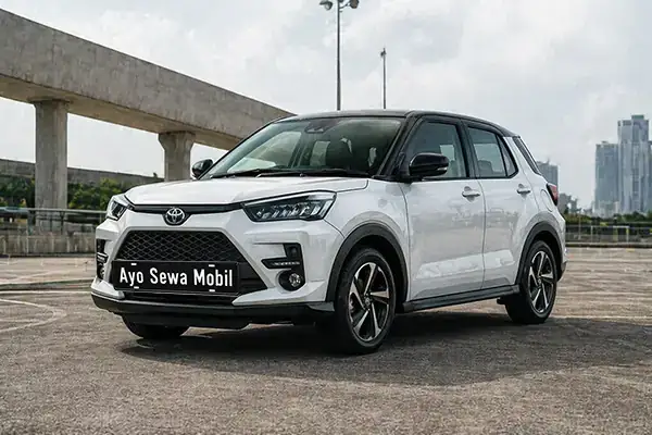 Sewa Toyota Raize dengan Sopir di Bali