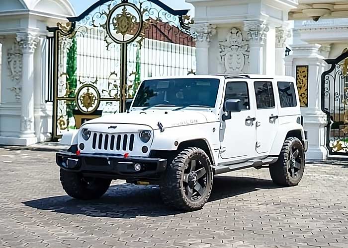 Sewa Jeep Rubicon di Bali