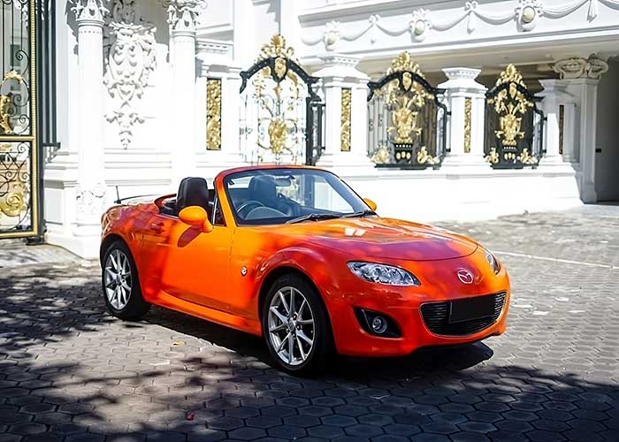 Sewa Mazda Miata di Bali